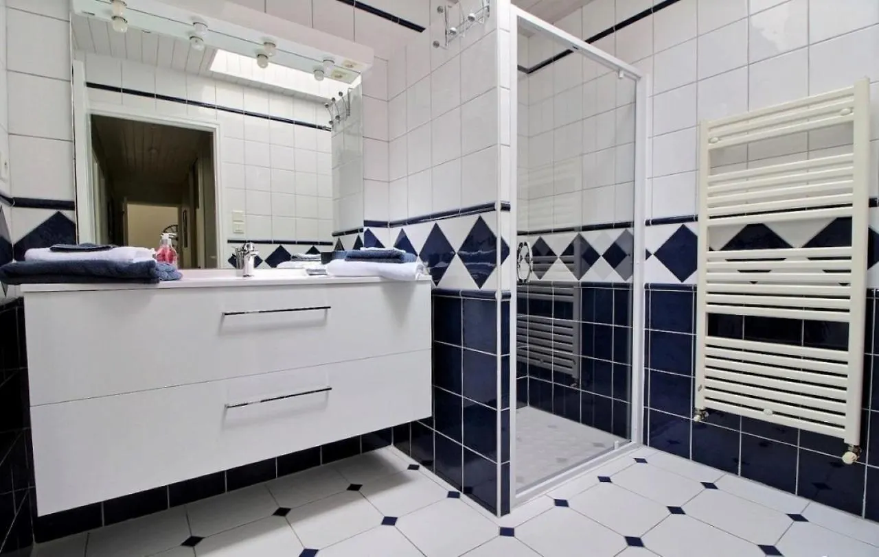 *** Bed & Breakfast Chambres De Kertanguy Mespaul France