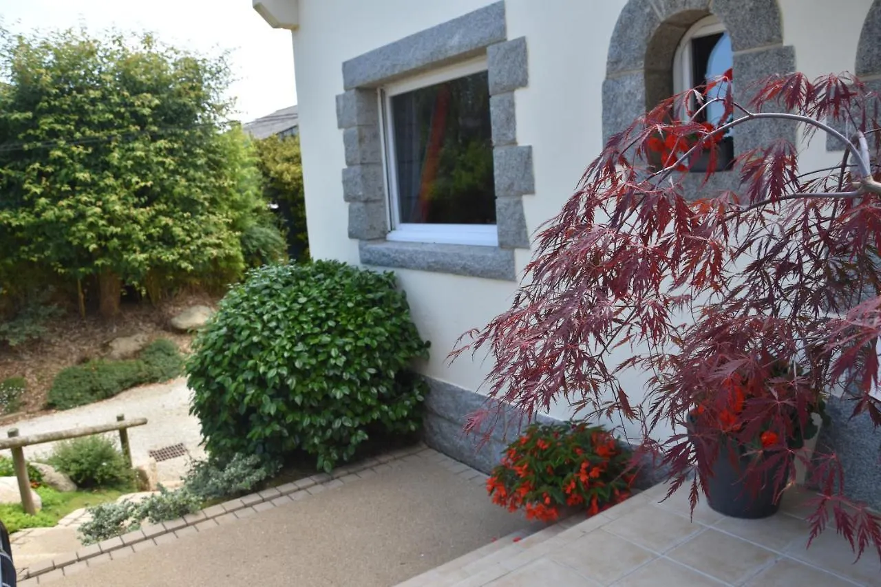 Chambres De Kertanguy Mespaul 3*,