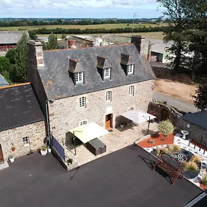 Le Manoir Du Pré Péan Couette-café